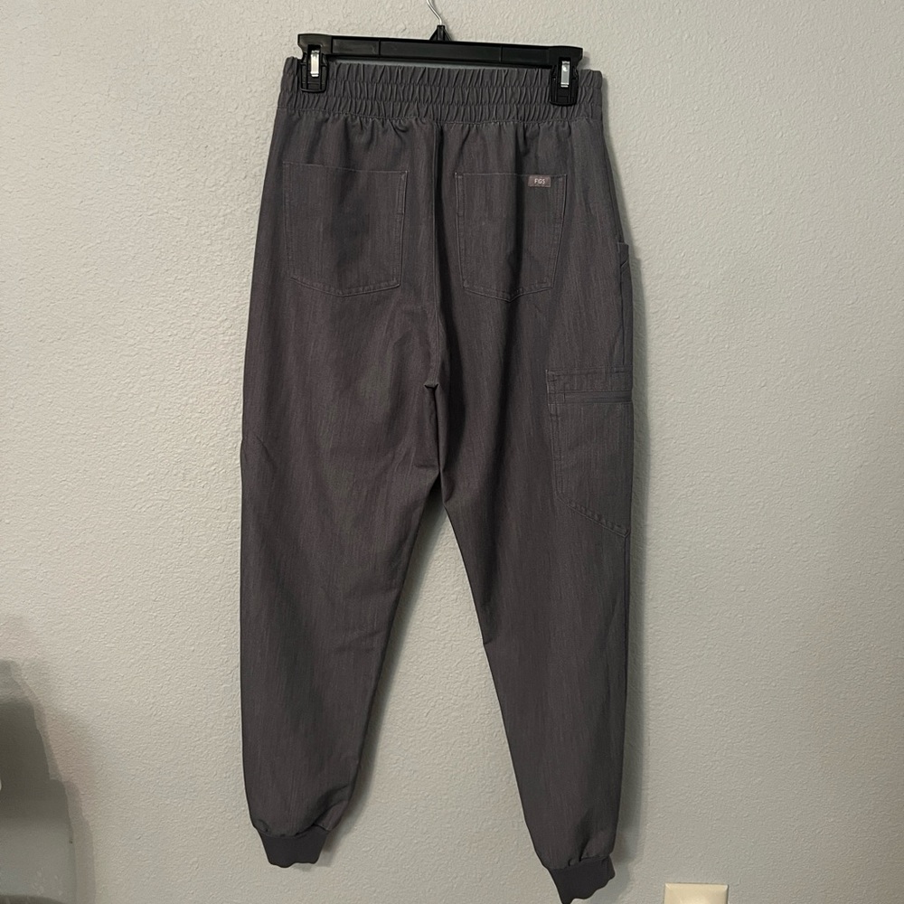 Figs Graphite Scrub Set - Technical Collection - image 3